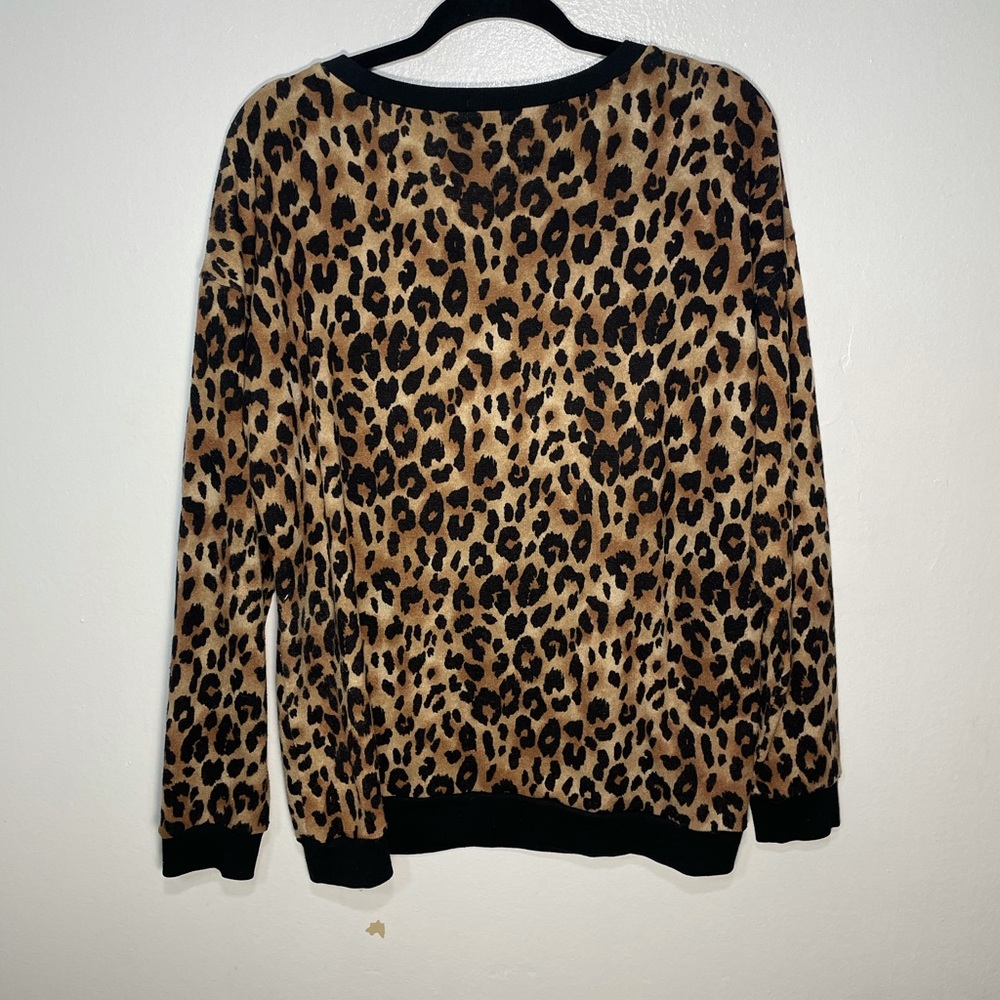 Forever 21 leopard print studded sweater size 1X - Picture 6 of 6